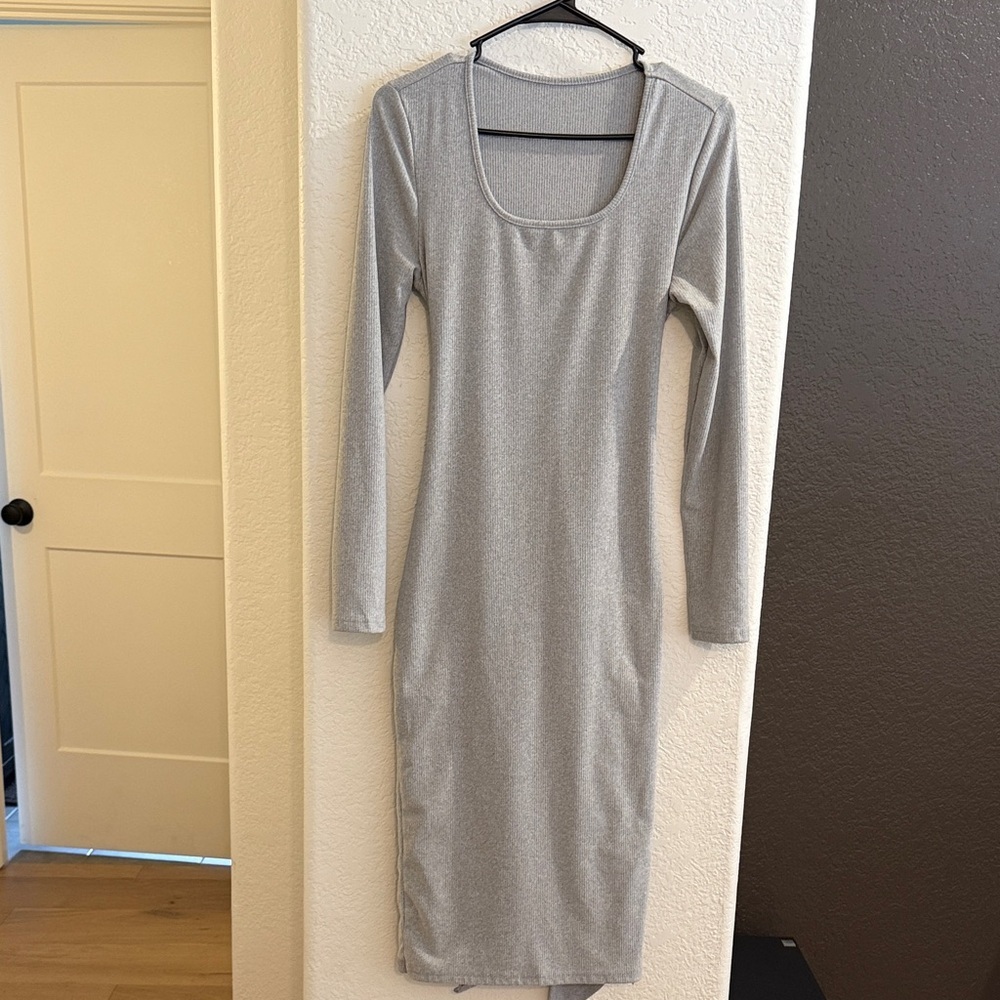 Elegant Long Sleeve grey Dress